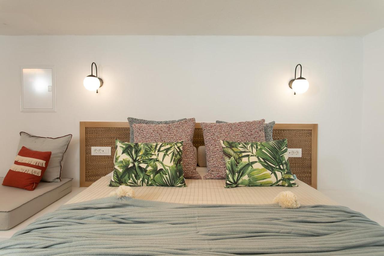 Hermes Luxury Suites Naxos City Esterno foto
