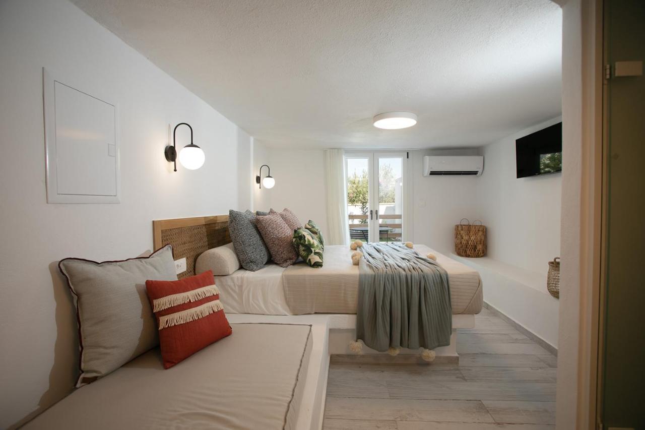 Hermes Luxury Suites Naxos City Esterno foto