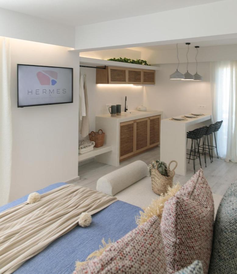 Hermes Luxury Suites Naxos City Esterno foto
