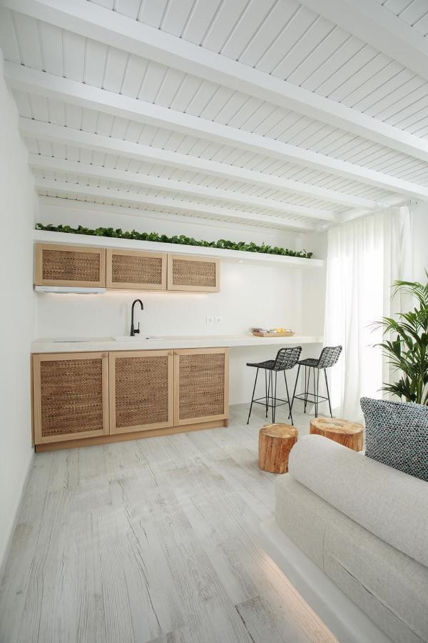 Hermes Luxury Suites Naxos City Esterno foto